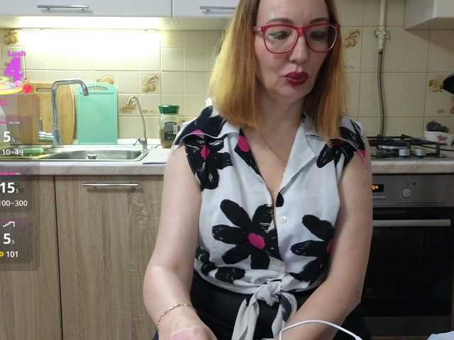  Pink-Lips chat room