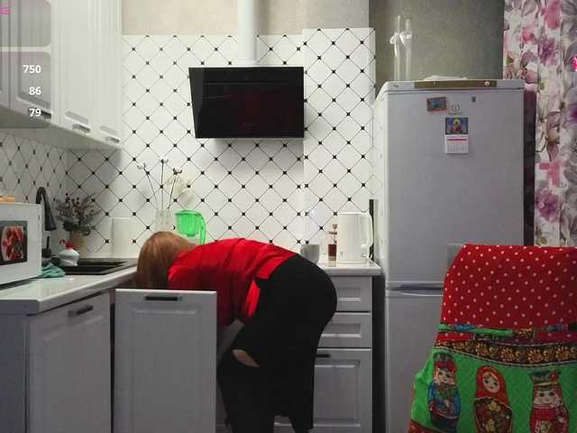 Pink-Lips's BongaCams show and profile