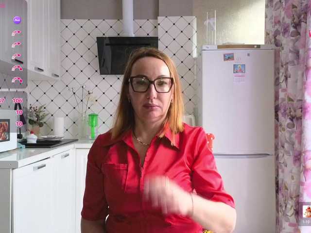 Pink-Lips's BongaCams show and profile