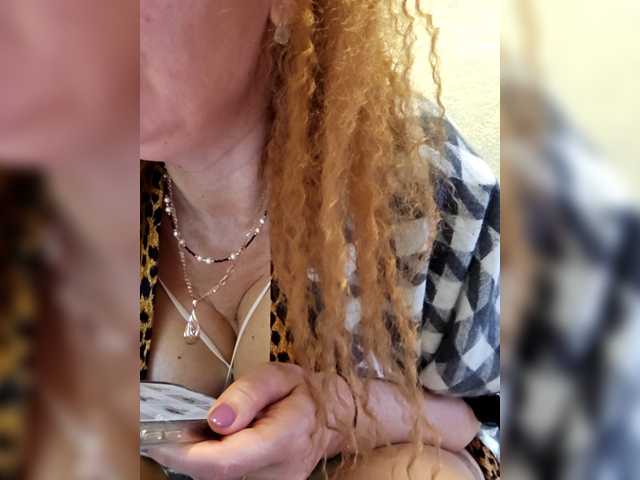 Pink-Lips's BongaCams show and profile