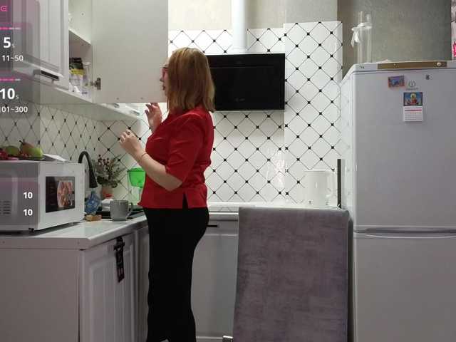 Pink-Lips's BongaCams show and profile