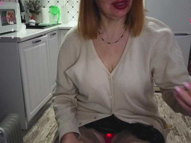 Pink-Lips's BongaCams show and profile