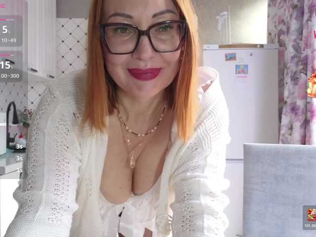 Pink-Lips's BongaCams show and profile