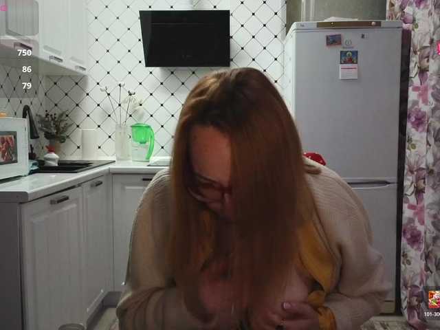 Pink-Lips's BongaCams show and profile