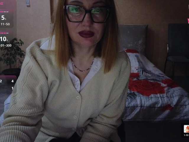 Pink-Lips's BongaCams show and profile