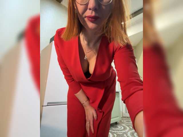 Pink-Lips's BongaCams show and profile