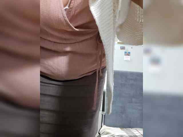 Pink-Lips Live Webcam on BongaCams