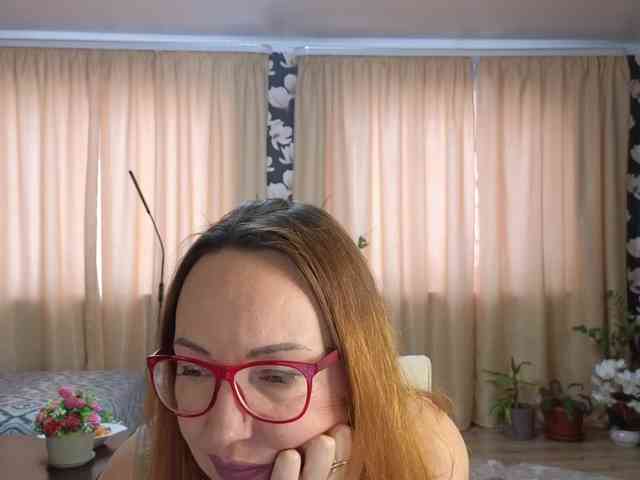 Pink-Lips webcam