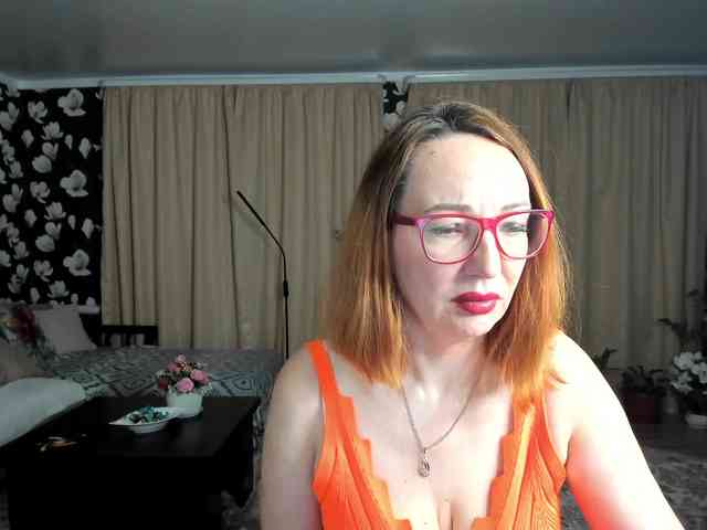 Pink-Lips webcam