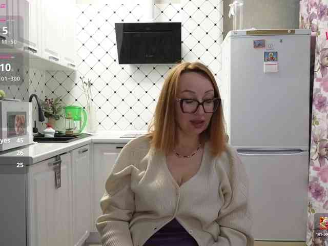 Pink-Lips Live Webcam on BongaCams