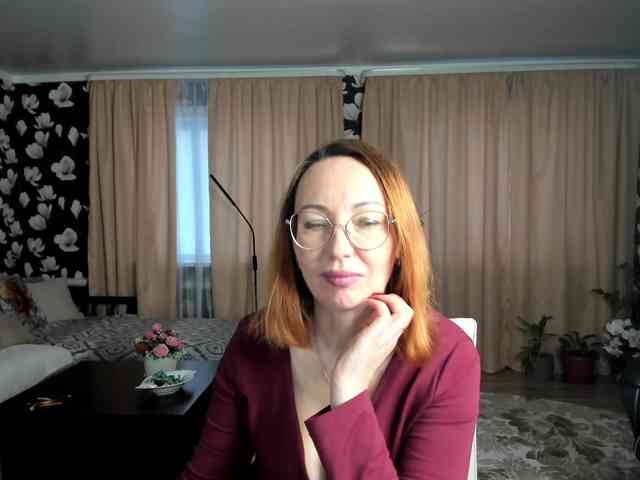 Pink-Lips Live Webcam on BongaCams