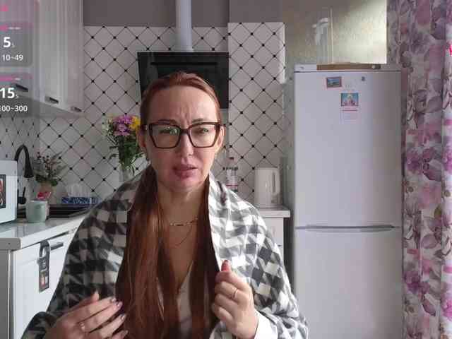 Pink-Lips Live Webcam on BongaCams