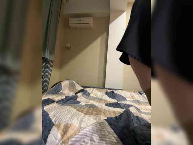 chat for free online Pink-Lips