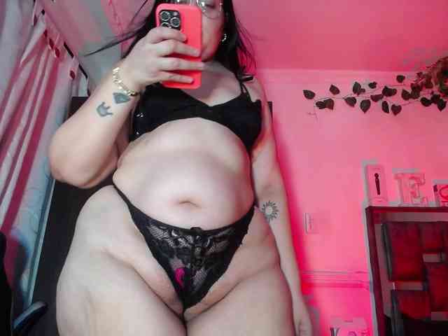 emma-hoot1 webcam