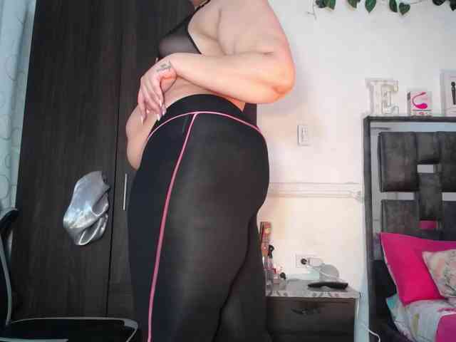 emma-hoot1 webcam