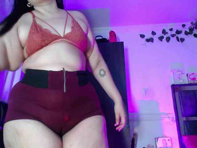 emma-hoot1 webcam