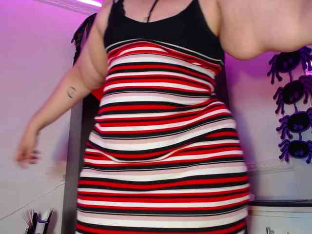emma-hoot1 webcam