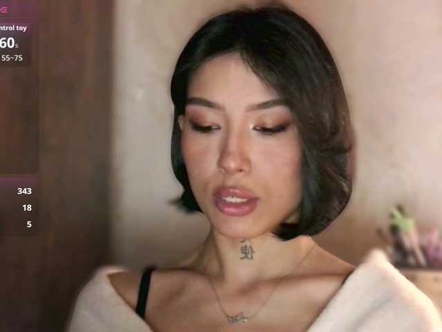 JulieTurner's BongaCams show and profile