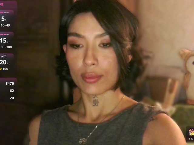 JulieTurner's BongaCams show and profile