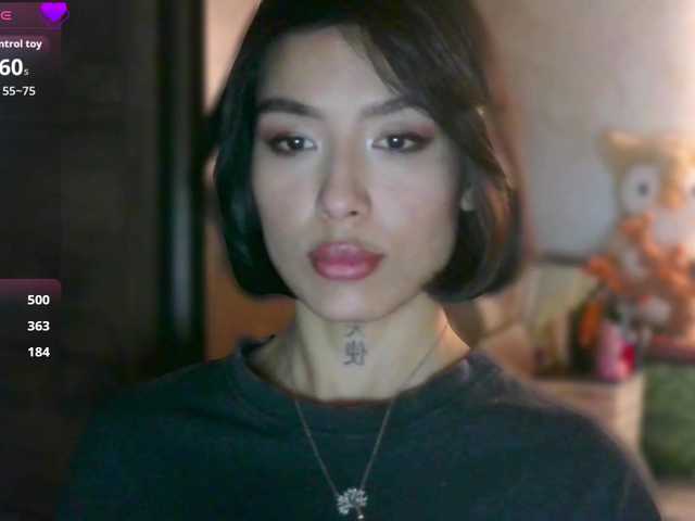 JulieTurner's BongaCams show and profile