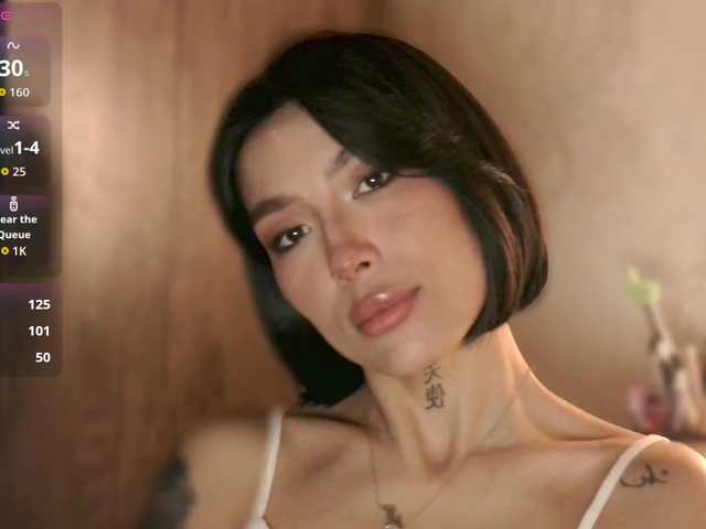 JulieTurner's BongaCams show and profile