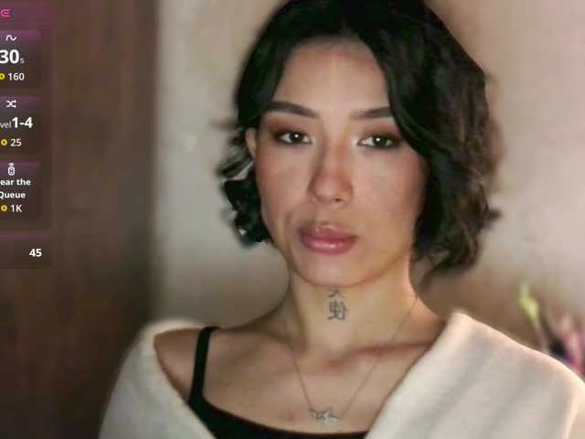 JulieTurner's BongaCams show and profile