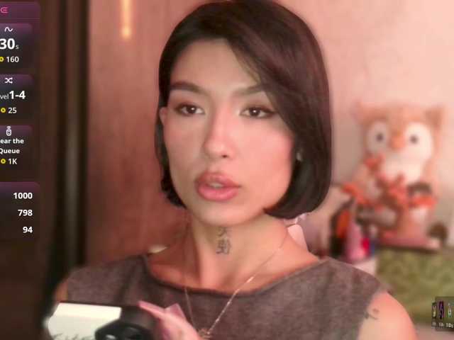 JulieTurner's BongaCams show and profile