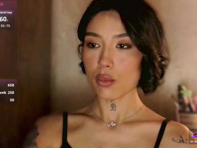 JulieTurner's BongaCams show and profile