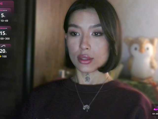 JulieTurner's BongaCams show and profile