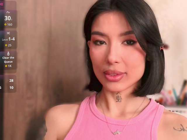 JulieTurner's BongaCams show and profile