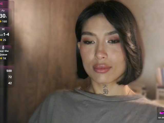 JulieTurner's BongaCams show and profile