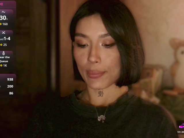 JulieTurner's BongaCams show and profile