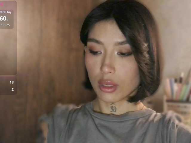 JulieTurner's BongaCams show and profile