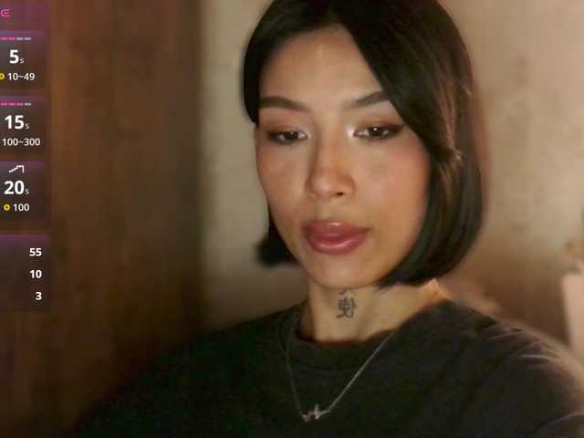 JulieTurner's BongaCams show and profile