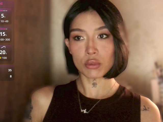 JulieTurner's BongaCams show and profile