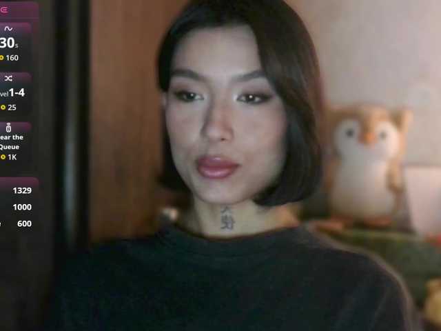 JulieTurner's BongaCams show and profile