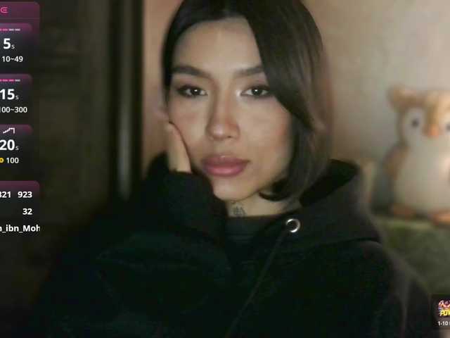 JulieTurner's BongaCams show and profile