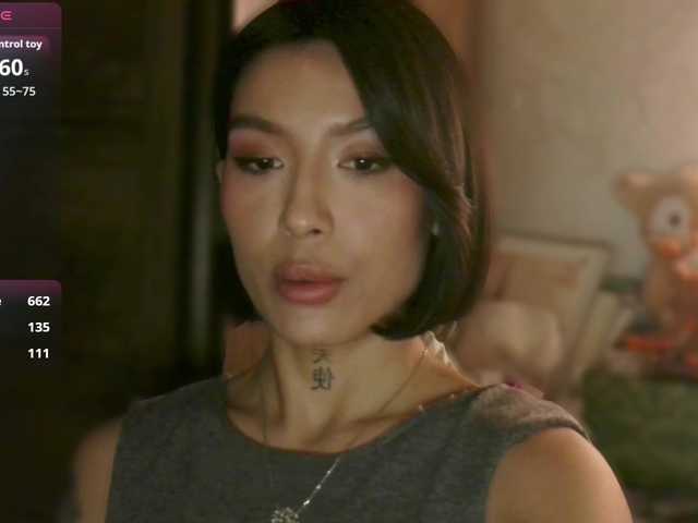 JulieTurner's BongaCams show and profile