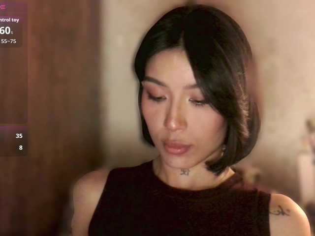 JulieTurner's BongaCams show and profile