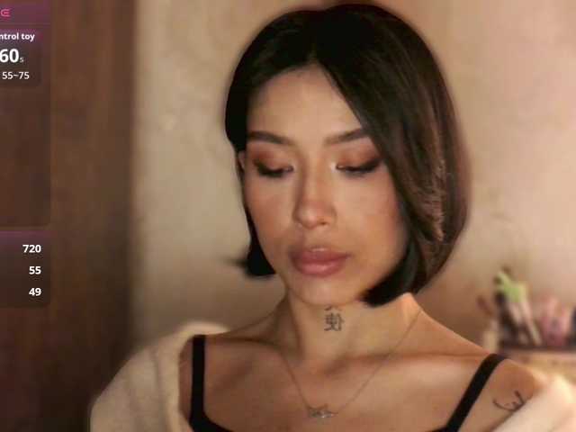 JulieTurner's BongaCams show and profile