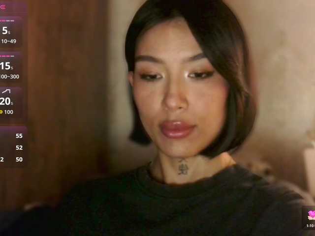 JulieTurner's BongaCams show and profile