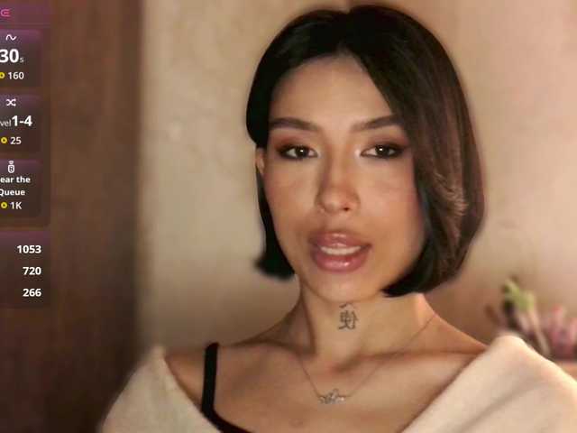 JulieTurner's BongaCams show and profile