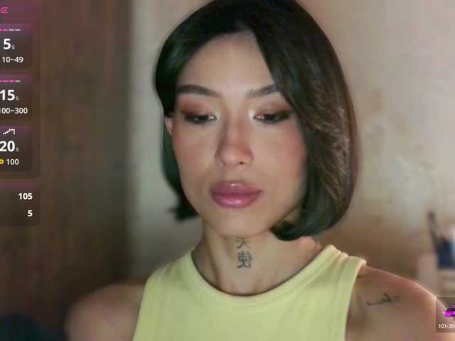 JulieTurner's BongaCams show and profile