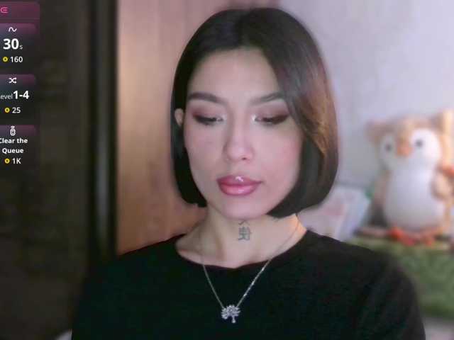 JulieTurner's BongaCams show and profile