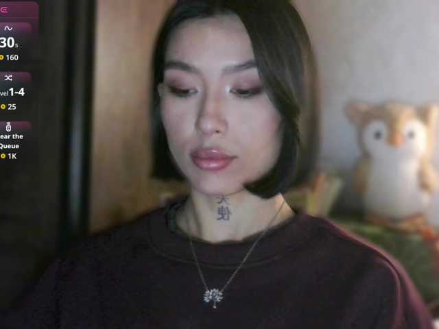 JulieTurner's BongaCams show and profile