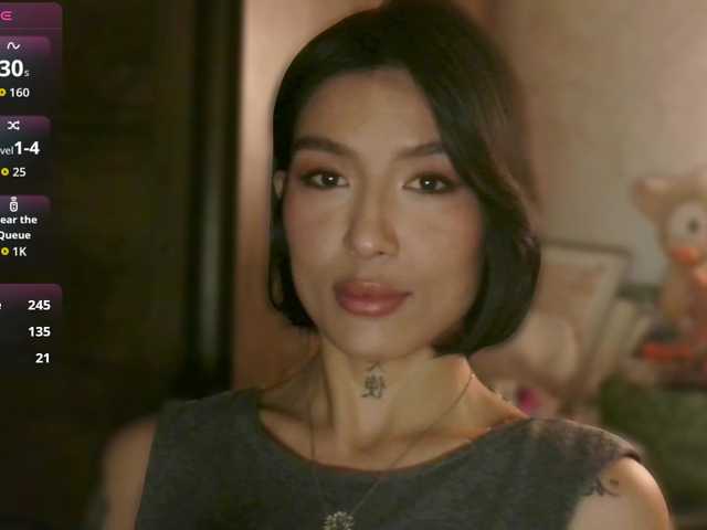 JulieTurner's BongaCams show and profile