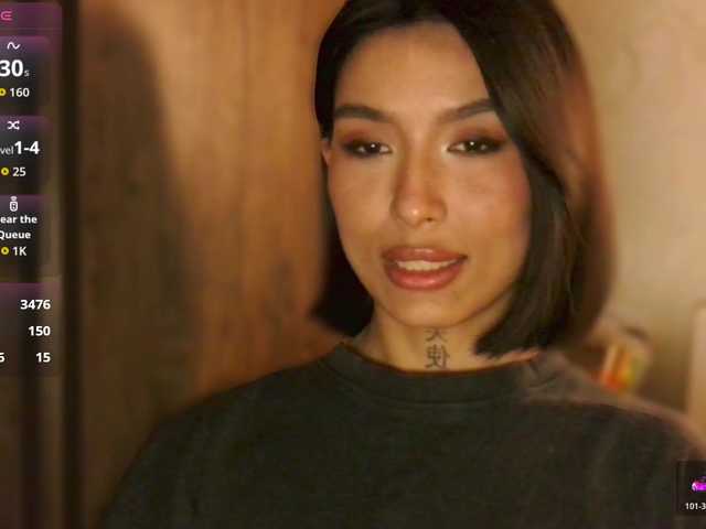 JulieTurner's BongaCams show and profile