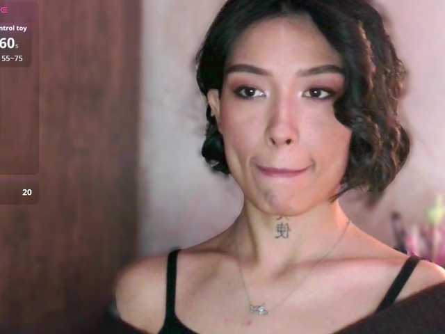 JulieTurner's BongaCams show and profile