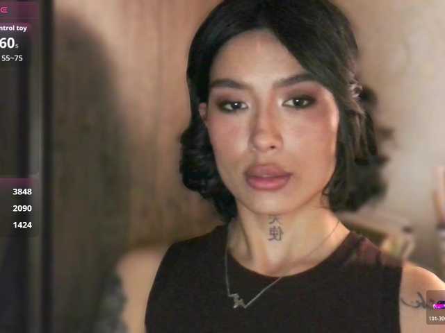 JulieTurner live cam profile