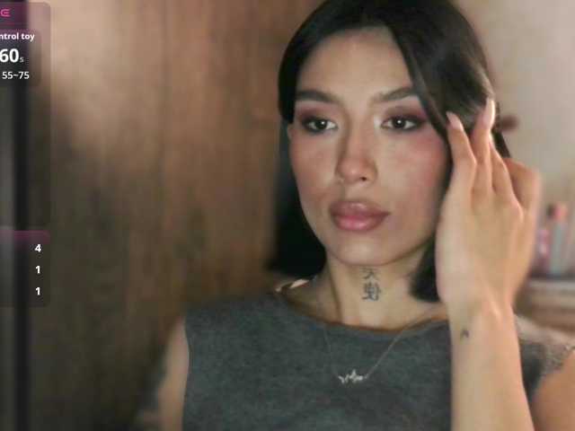 JulieTurner's BongaCams show and profile